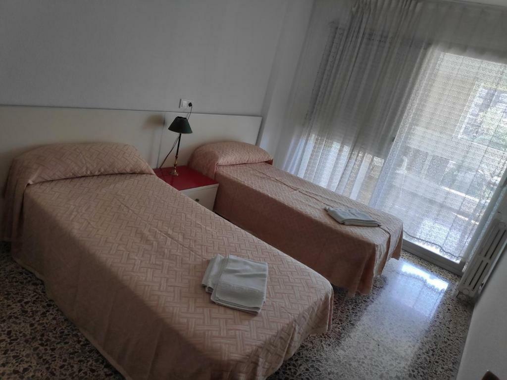 Apartamentos Cervantes Benidorm Exterior photo